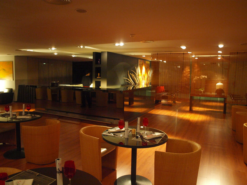 hotel_bar